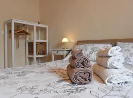 Claves Claustri - Camere in appartamento storico, bed and breakfast en Sarteano