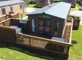 Honeysuckle Lodge