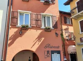 Piccolo Hotel, hotel u gradu Garda