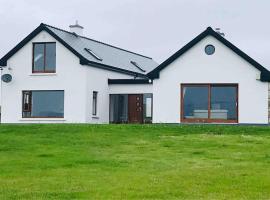 Coast Lodge - Family vacation, cottage in Mulranny