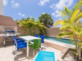 Eagle Beach - Private pool - Paradise Bliss townhome 14, villa í Palm Beach