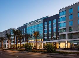 Courtyard by Marriott Los Angeles Monterey Park, מלון במונטריי פארק