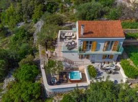 Uniquely designed Villa Ivana with outdoor Jacuzzi nearby the pebble Banje beach at the Island of Solta