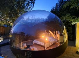 Chambre bulle avec spa au cœur du val de Loire, tented camp en Cheillé