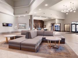 Delta Hotels by Marriott Fargo, hotel dekat Bandara Internasional Hector  - FAR, Fargo