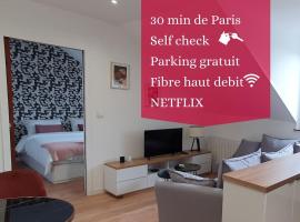 Le Sakura Paris La Défence Versailles Wifi Commodités, hotel con estacionamiento en Montesson