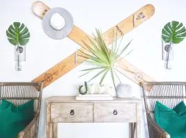 Emerald Hideaway condo