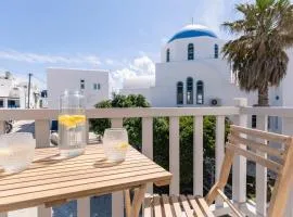 New Spacious Studio with Balcony in the heart of Naousa