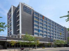 Four Points by Sheraton Windsor Downtown, hotel near TCF Center, Windsor
