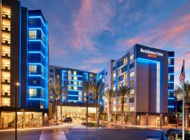Residence Inn by Marriott at Anaheim Resort/Convention Center, хотел близо до Дисниленд, Анахайм