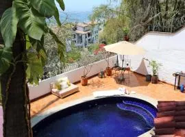 La villa del sol - pool & spa and staff
