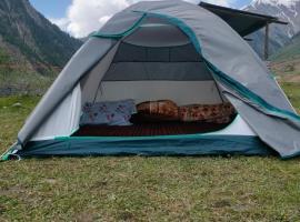 Brown bear camping gurez, luxury tent in Kanzalwan