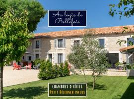 AU LOGIS DE BELLEFOIS - Chambres d'hôtes, hotel em Neuville-du-Poitou