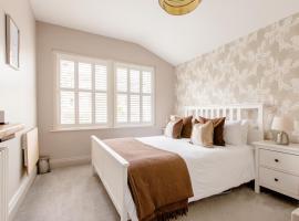 Clapham - Kingsize Bed - En-suite - Quiet with Garden Views - HOMESTAY, hotel near Brixton Academy, London