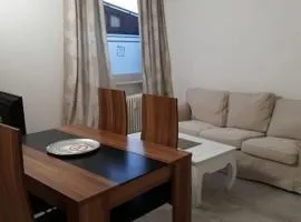 BoLA Ferienwohnung 41 Hamburg Wandsbek 3 Betten, 3 SZ, Küche, Bad extern alleinige Nutzung