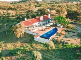 The Blue House Valley, self catering accommodation in Grândola