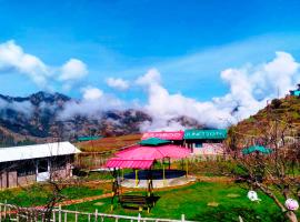 Bamboo Junction Resort - Kanatal, Valley & Mountain View, hotel in Dhanaulti