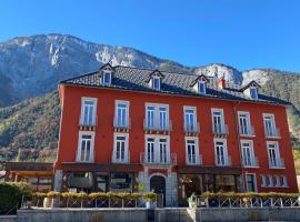 hôtel oberland, hotel v destinaci Le Bourg-dʼOisans