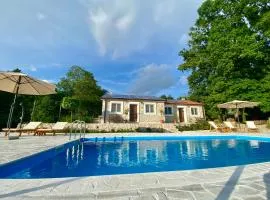 BIO VILLAS、ポドゴリツァのコテージ