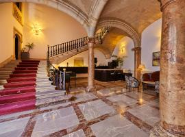 Hotel Born, hotel v destinaci Palma de Mallorca