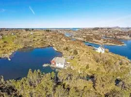 6 person holiday home in byrknesøy-By Traum