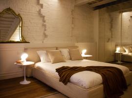 Casa Sapienza - Luxury Apartment in the Centre: Siena'da bir otel
