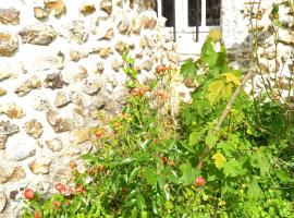 Maisonnette indépendante au bord du loir, budget hotel sa Saint-Christophe