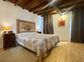 Alexander Place, vakantiewoning in Pellio Inferiore