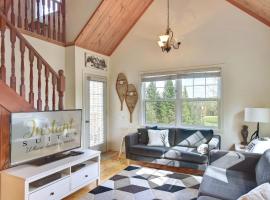 The Golf & Mountain View Retreat by Instant Suites, golfhotell i Mont-Tremblant