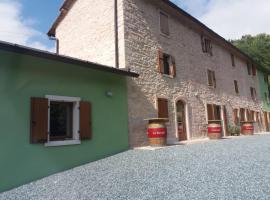 Rifugio Cuneck, hotel v destinaci Velo Veronese
