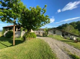 Podere Relais Fabilandia, hotel v destinácii Tolè