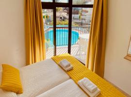 Sunny apartment near the beach