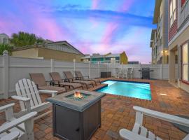 Seas the Day, Dive into Luxury with Private Pool, Hot Tub, Fireside Evenings, Complimentary Golf Cart, Bikes & More, hotel in Panama City Beach