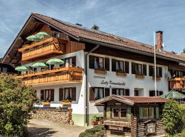 Gästehaus Luitz-Kennerknecht, hotel con campo de golf en Fischen
