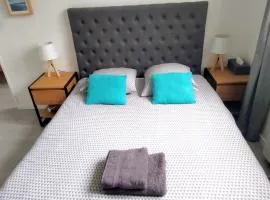 Chambre et salle de bain de privée proche de Pau