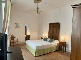Guest Hous Paolina, guest house in Siena