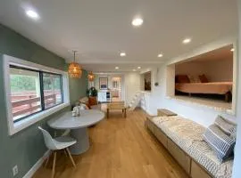 Apartment with Private Deck & Mountain Views