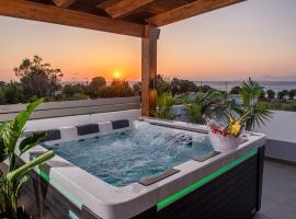 ODYSSEA Top View & Hot Jacuzzi Front Beach, departamento en Kremasti