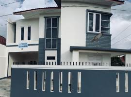 Mandi Angin "Syariah" Homestay, hotel di Bukittinggi