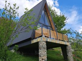 Fern Farm Tiny Home, minicasa en Mojkovac