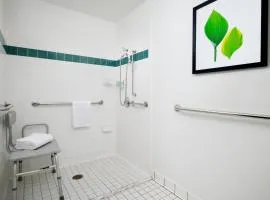 Fairfield Inn & Suites by Marriott San Francisco San Carlos