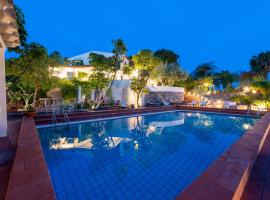 Villa with pool & jacuzzi, huvila Taorminassa