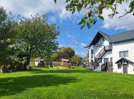 Agropensiunea Pe Poderei, farm stay in Cupşeni