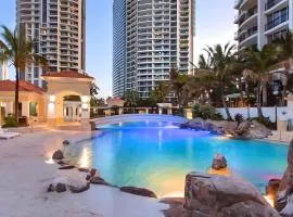 Iconic Chevron Renaissance Private Apartments