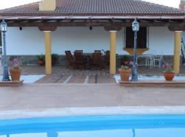 Casa Rural El Escondite, country house in Ronda