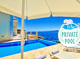 Kalami Beach Luxury Villa with heatable private pool, luxury hotel in Kalámi
