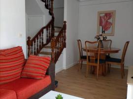 Piso Sol, apartment in Laxe