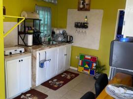 jermaines onestop, homestay sa Portmore