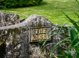 The Knoll Historic Guest Farm، فندق في هيلتون