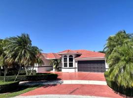Sunny Getaway: Relaxing Miami Home, hotel with parking in Tamiami